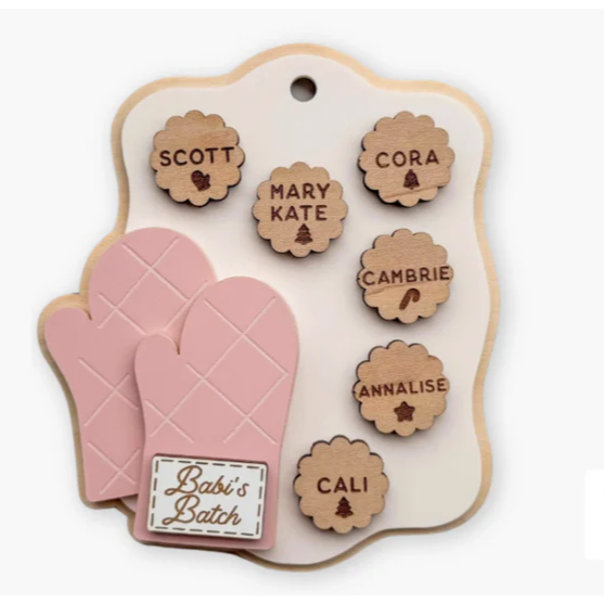 Babi’s Batch Ornament